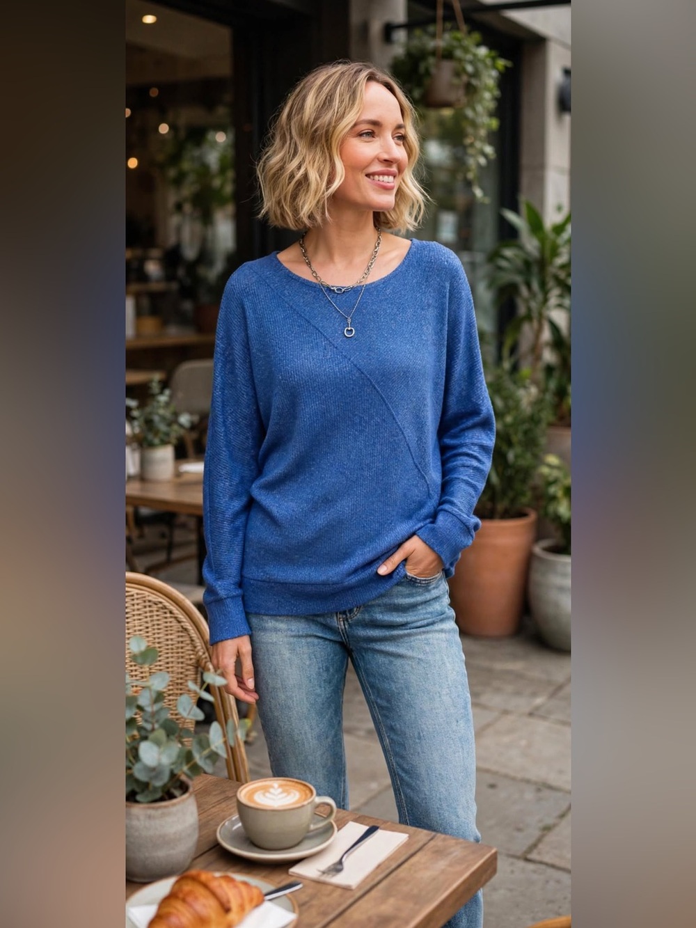 Maurices 24/7 Women’s Medium Blue Scoop Neck Knit Pullover Sweater